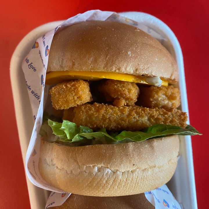 photo of Love Handle  Fillet-O-Fishless shared by @sarvanireddy on  24 Mar 2021 - review