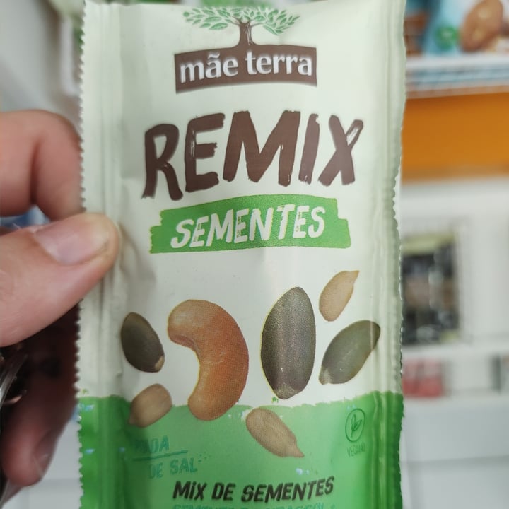 photo of Mãe Terra Remix Sementes shared by @laismoller on  27 Feb 2022 - review