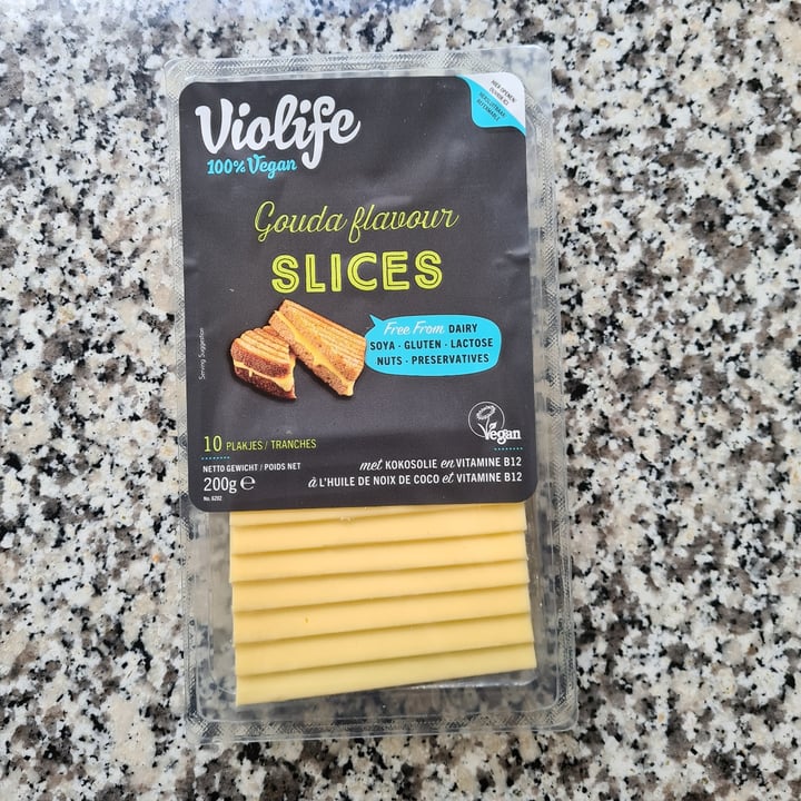 photo of Violife Gouda Flavour Slices shared by @ishara- on  19 Oct 2022 - review
