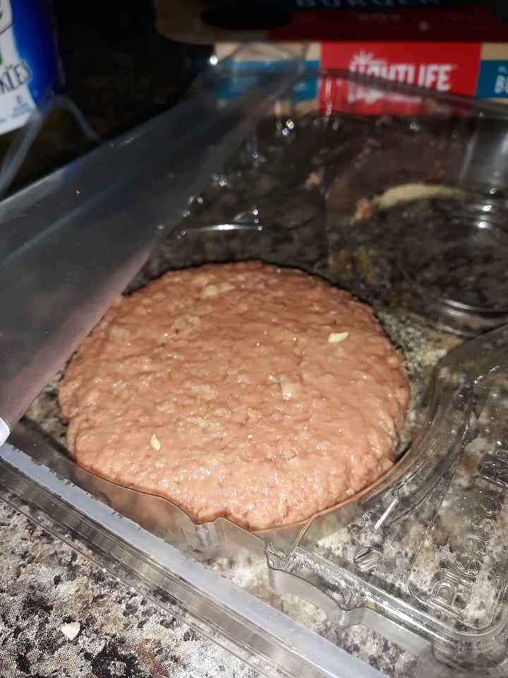 review photo of Lightlife Plant Based Burgers shared by @theanxiousvegan on 21 Mar 2020 - review
