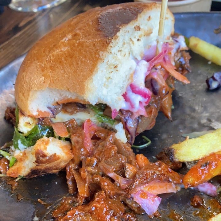 photo of Vrutal BBQ Pulled Mushroom Bap shared by @angiogio on  16 Dec 2020 - review