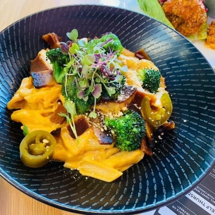 photo of Kaylee's Eatery Vegan Mac And Cheese shared by @bellok on  28 Sep 2021 - review
