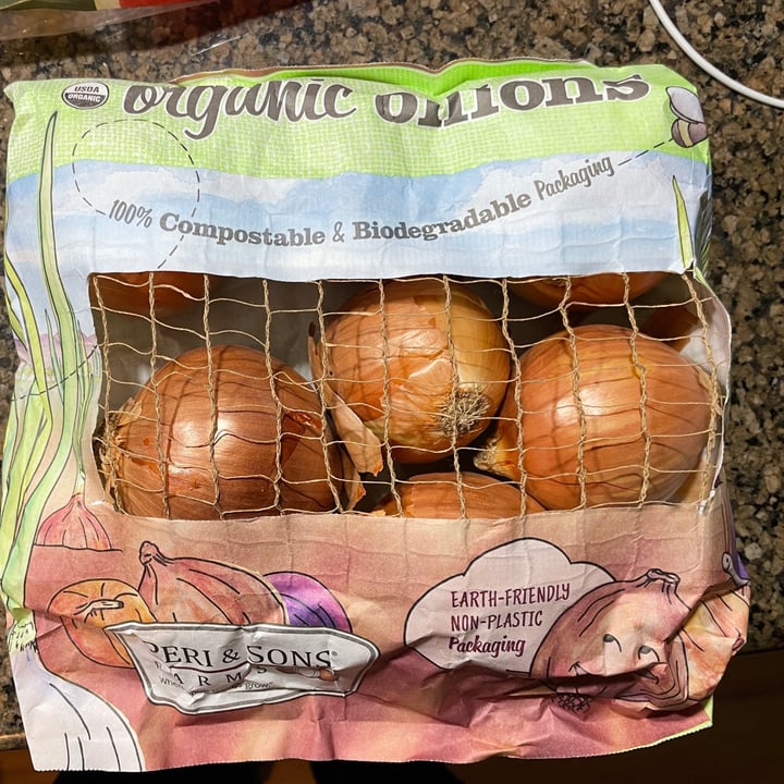 photo of Peri & Sons organic  sweet onions shared by @karenasp on  13 Dec 2022 - review