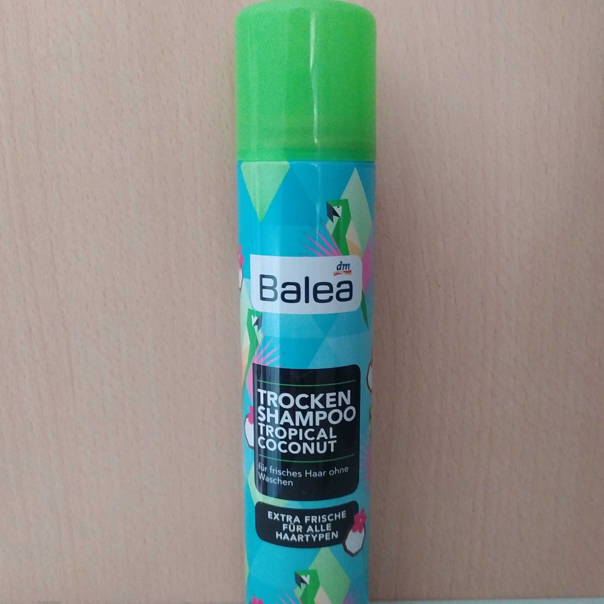 Balea Trocken Shampoo Tropical Coconut Review | abillion