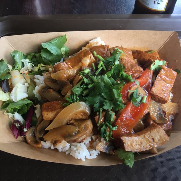 review photo of Siam Square Thaï Street Food tofu and basilic thai shared by @zealamb on 19 Sep 2022 - review