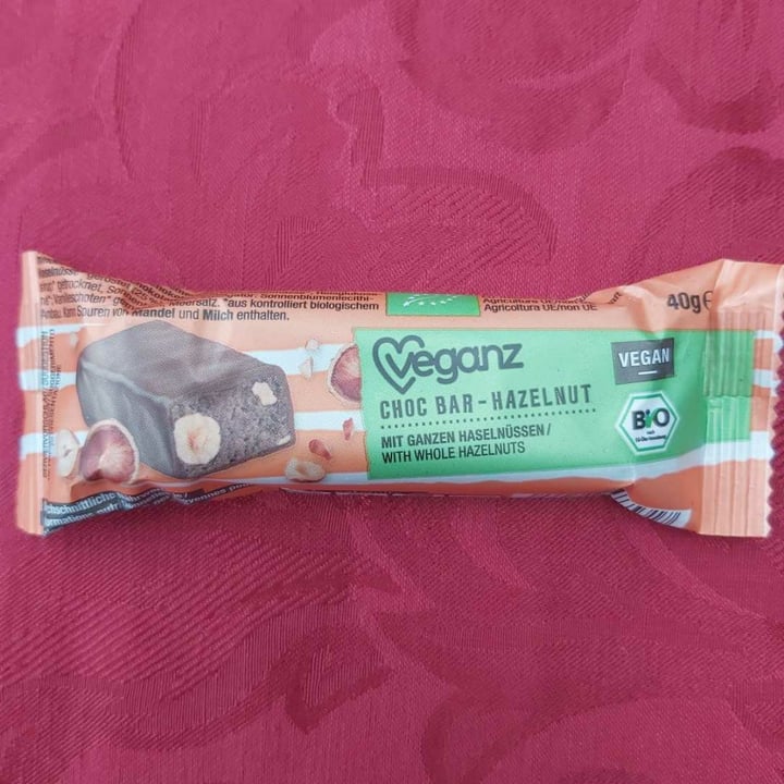 photo of Veganz Organic Hazelnut Choc Bar shared by @emiilia on  07 May 2021 - review