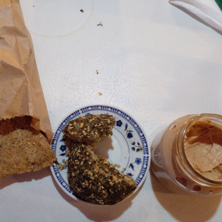 review photo of La keseria Keso De cajú estacionado shared by @faramirsam on 24 May 2022 - review