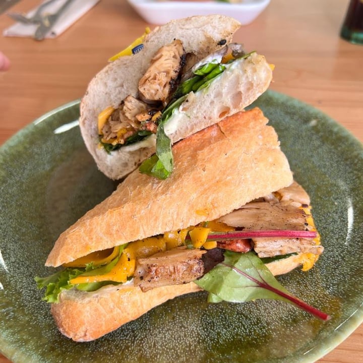 review photo of Restaurante La Vanetta Bocadillo de no pollo shared by @emmacpd on 01 Nov 2022 - review