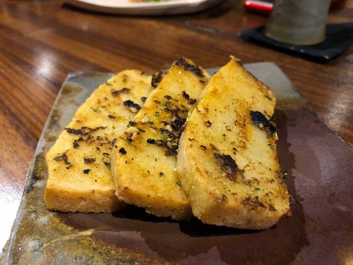 photo of Moksa Plant-based Restaurant & Permaculture Garden Garlic Bread shared by @noll-fyra on  07 Oct 2018 - review