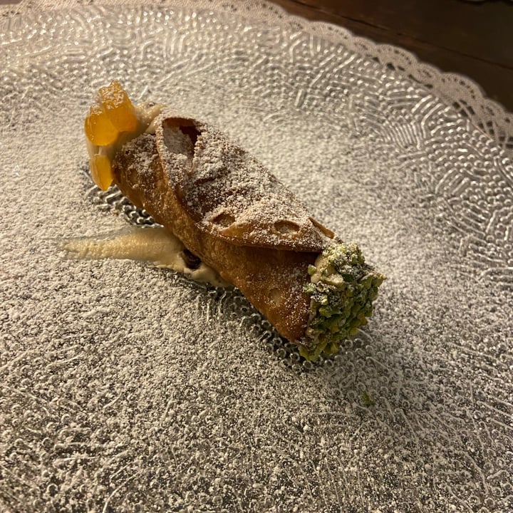 photo of MOON - Move Ortigia Out of Normality Cannolo shared by @aledece on  19 Jul 2022 - review