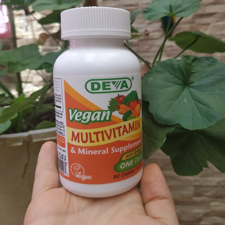photo of Deva Deal vegan multivitamins shared by @laucast on  24 Oct 2020 - review