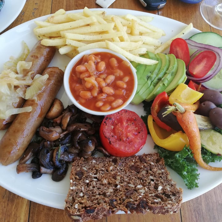 review photo of Bay Leaf & Thyme Vegan Sausage Breakfast shared by @mariska on 15 Oct 2020 - review
