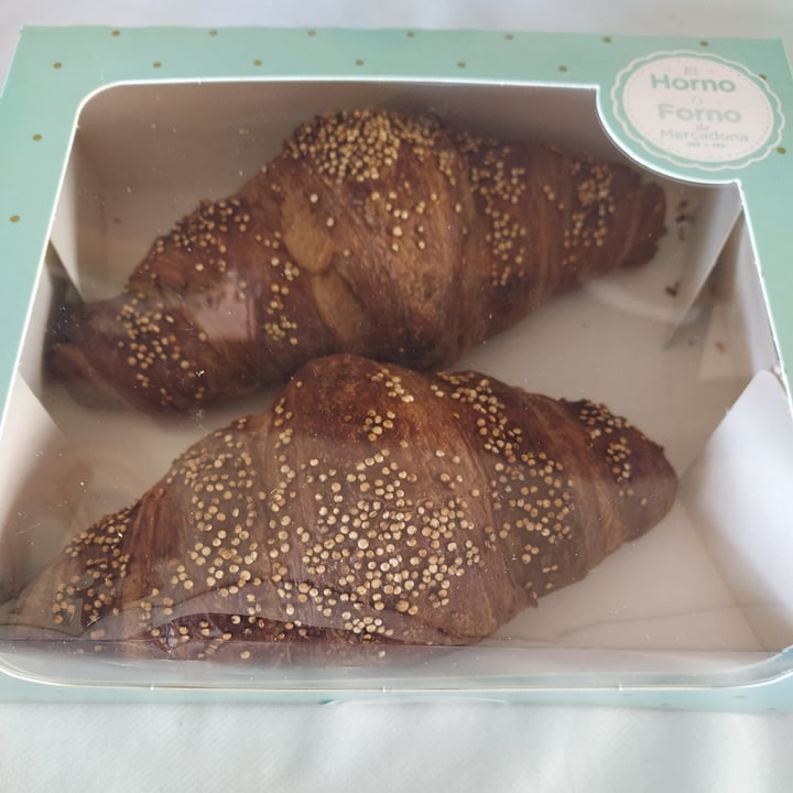 photo of Hacendado Croissant de Espelta shared by @elivegan on  06 May 2020 - review