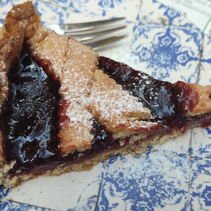 review photo of Avocuddle Café Crostata shared by @biveg on 16 Sep 2022 - review