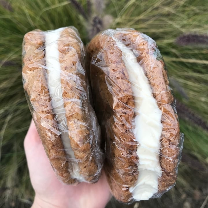 photo of Native Foods Cafe Oatmeal Cookie Creme Sandwich shared by @turnupnerd on  27 Dec 2019 - review