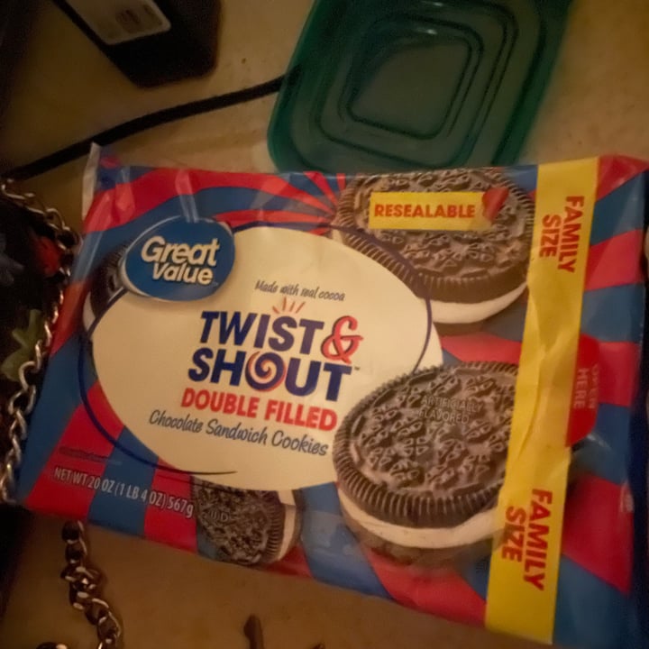 photo of Great Value  Twist and shout double filled shared by @jessavegano on  14 Jan 2022 - review