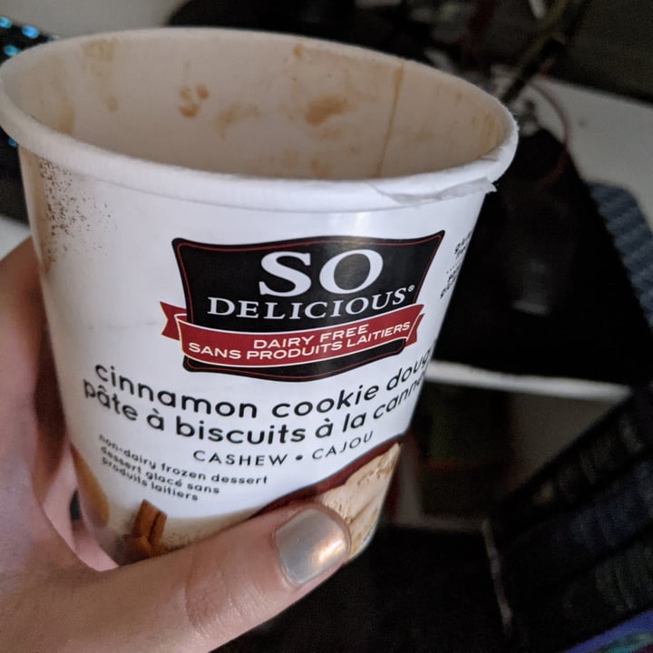 photo of So Delicious Dairy Free Cinnamon Cookie Dough Cashewmilk Ice Cream shared by @cavywavvy on  29 Apr 2021 - review