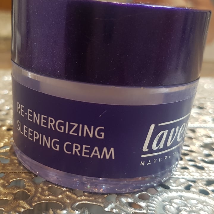photo of Lavera Naturkosmetik Re-energizing Sleeping Cream shared by @gayria on  15 Sep 2021 - review