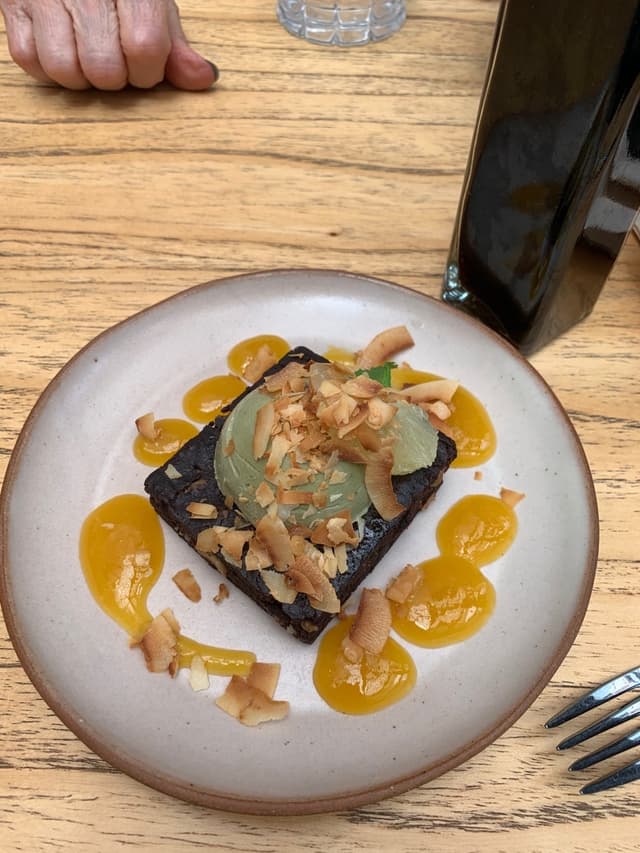 Photo of the dish “Brownie calentito”
