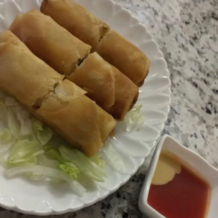 photo of Yuan Su Vegetarian Spring Rolls shared by @thetasmom13 on  13 Jun 2021 - review
