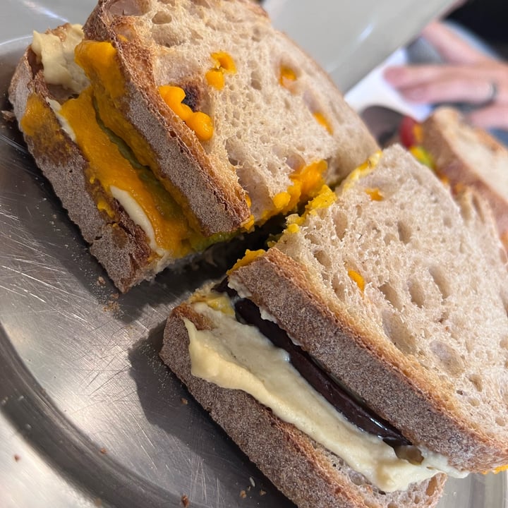 photo of Vintu Bar Sandwich shared by @manuuuu on  04 Jun 2022 - review