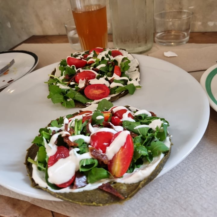 review photo of Écru crepes salate shared by @d413n on 18 Oct 2022 - review