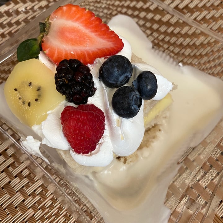 review photo of Reverie Bakeshop Tres leches shared by @appleindia on 22 Jan 2022 - review