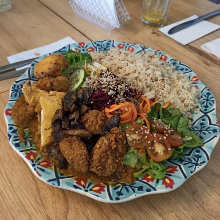 photo of Caballete & Berenjena Vegan Food Curry Tikka Masala shared by @lauramartinez on  02 Sep 2021 - review