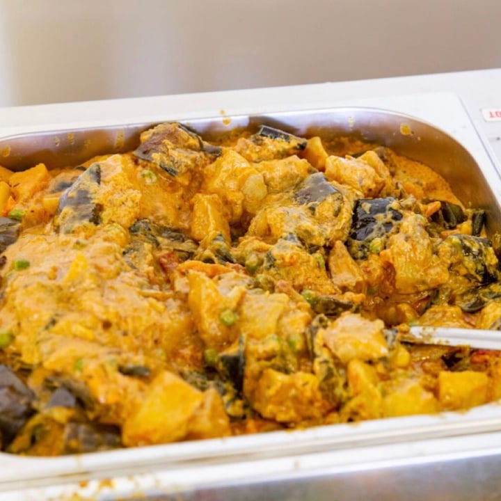 review photo of Maharaja's Foods Eggplant Gravy shared by @kaleialoha on 19 May 2020 - review