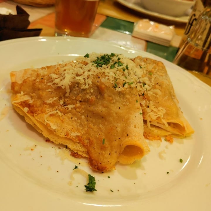photo of Osteria Veggente Crespelle funghi e tartufo shared by @disgustednoise on  06 Nov 2022 - review