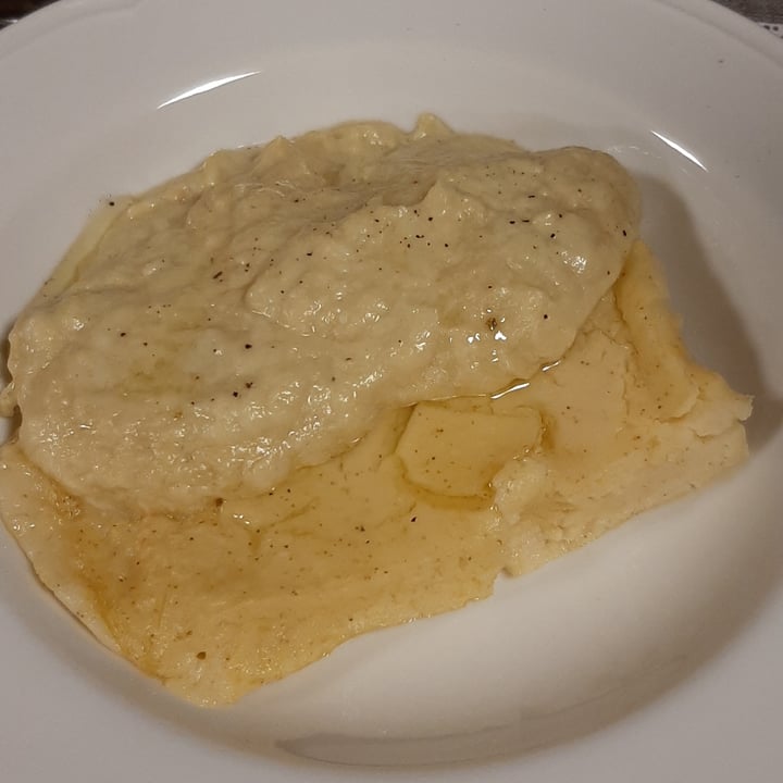 photo of Il Cardo e L'Ortica Polenta di miglio con crema di porri shared by @sassy94 on  29 Jan 2022 - review