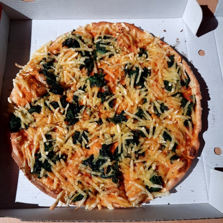photo of Tele Pizza Pizza Spinat Vegan shared by @therawpy on  26 Oct 2020 - review