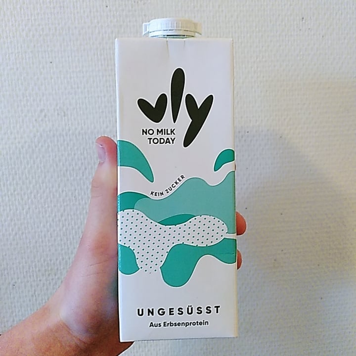 review photo of Vly Ungesüsst Drink Aus Erbsenprotein shared by @andras on 19 Apr 2021 - review