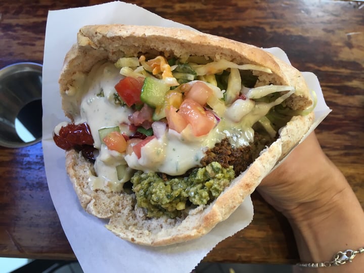 photo of Maoz Vegetarian Falafel shared by @beatrizbcn on  17 Jul 2019 - review