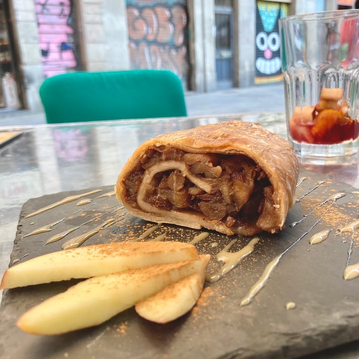 photo of Vegetalia Strudel shared by @asiayportia on  23 Jul 2021 - review
