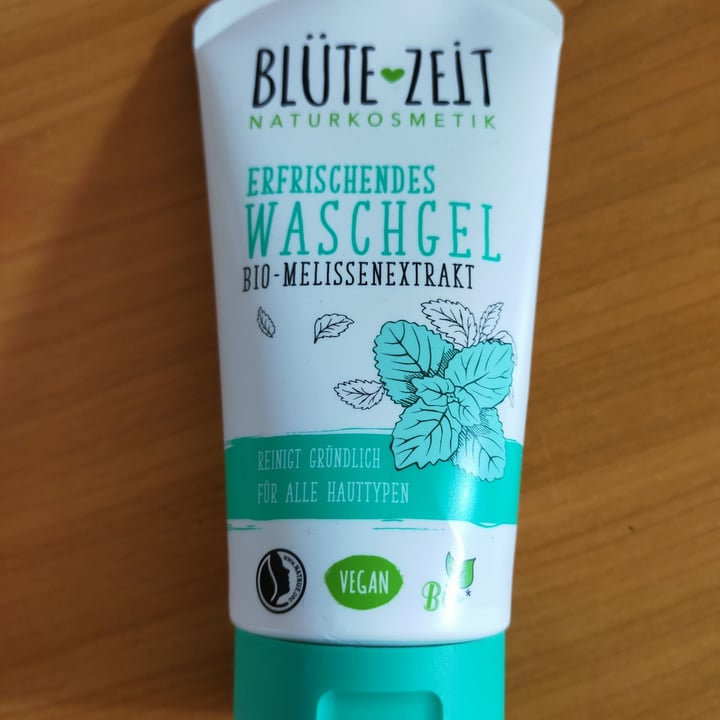 photo of Blüte Zeit Erfrischendes Waschgel shared by @backpacker21 on  03 Jun 2021 - review