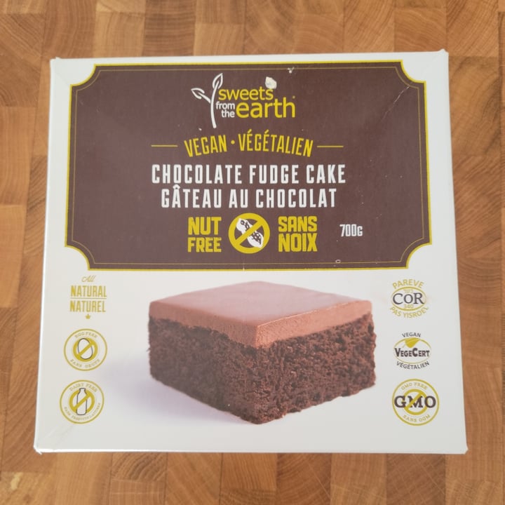 photo of Sweets from the Earth Chocolate Fudge Cake shared by @veganooch on  02 Feb 2022 - review