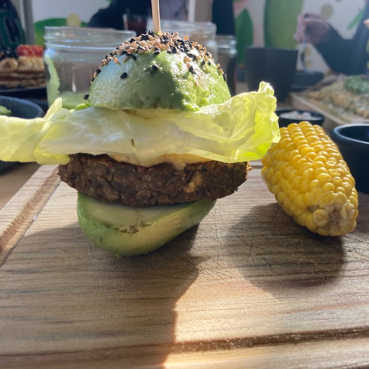 review photo of Distrito Aguacate Vegan Burger shared by @angel02 on 26 Dec 2021 - review