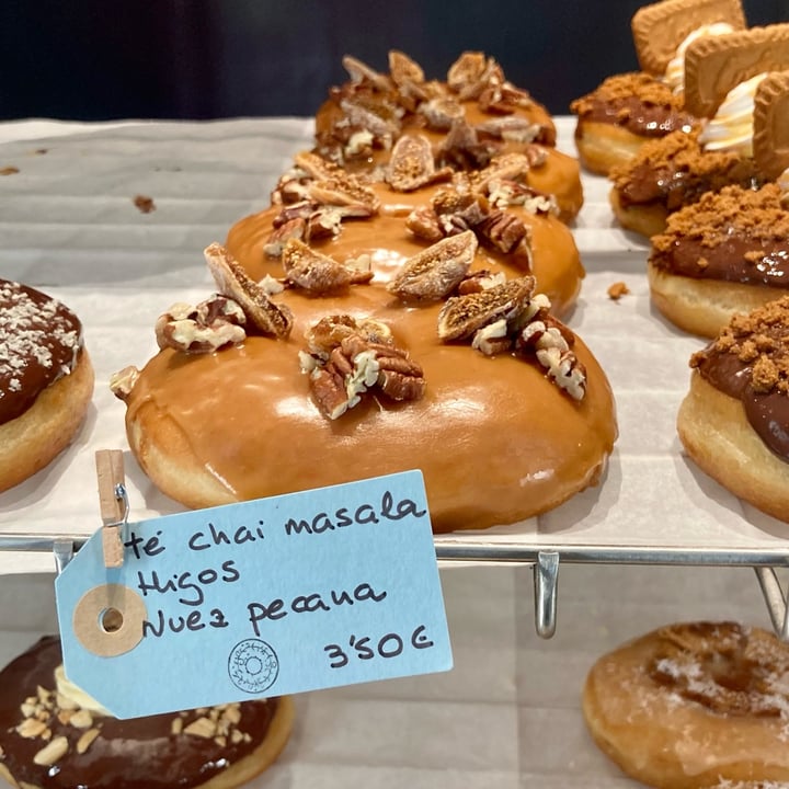 photo of VegAmazing Doughnuts Te Chai masala shared by @asiayportia on  24 Jul 2022 - review