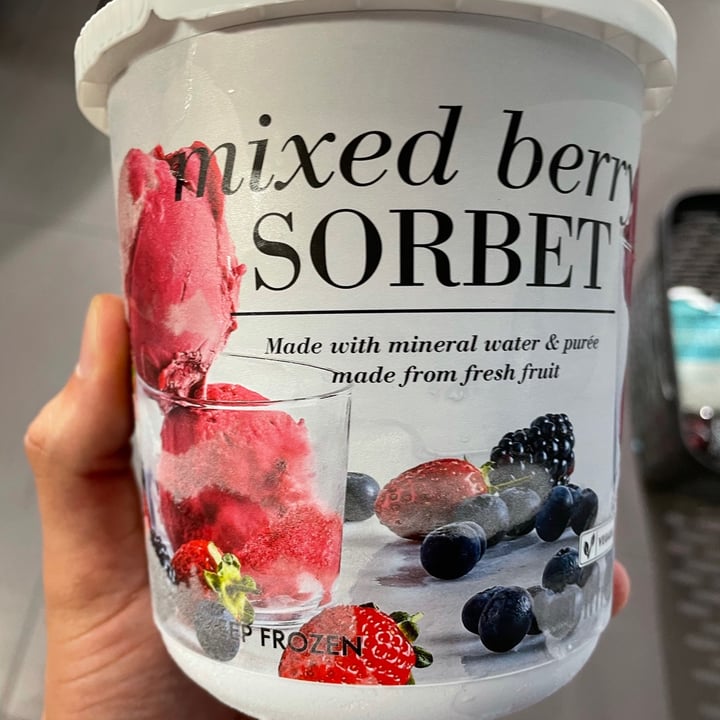 review photo of Woolworths Food Mixed Berry Sorbet shared by @pjpumpkinpie on 31 Aug 2021 - review