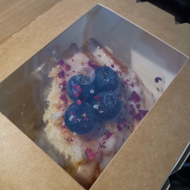 Photo of the dish “Lemon Drizzle Cake”