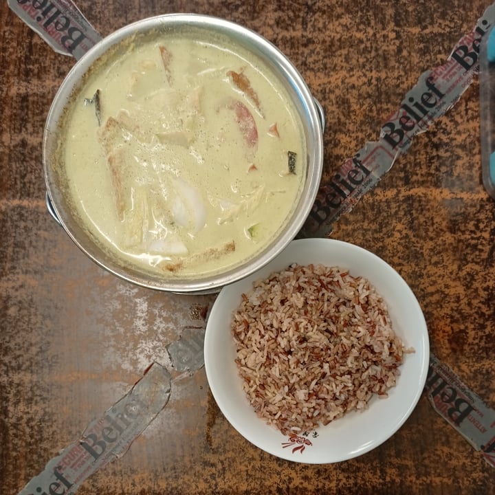 photo of Pine Tree Cafe thai green curry shared by @skootykoots on  15 Aug 2021 - review