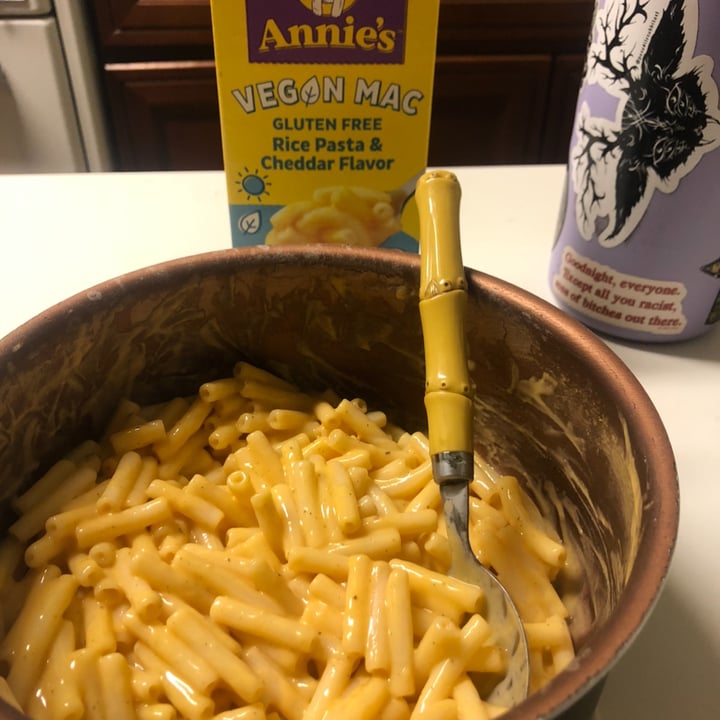 photo of Annie’s Gluten Free Vegan Mac shared by @gnargnarbinks402 on  19 Jun 2022 - review