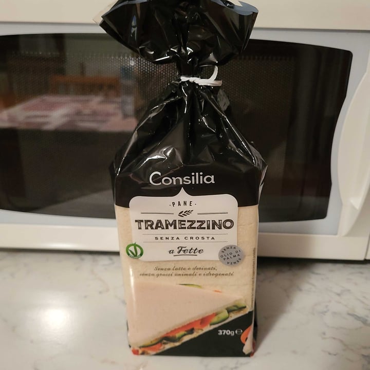 photo of Consilia Pane tramezzino senza crosta shared by @camillamm on  14 Feb 2022 - review