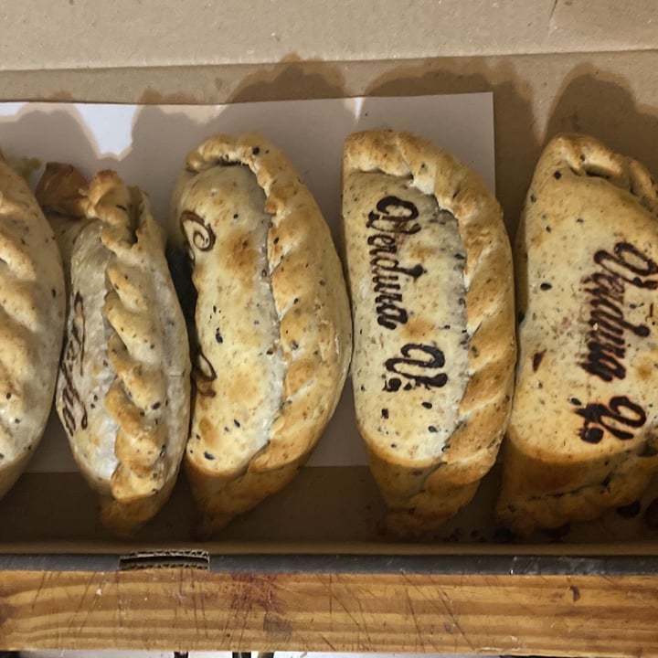 review photo of Olivia empanadas veganas shared by @wmdiomedi on 15 Nov 2022 - review