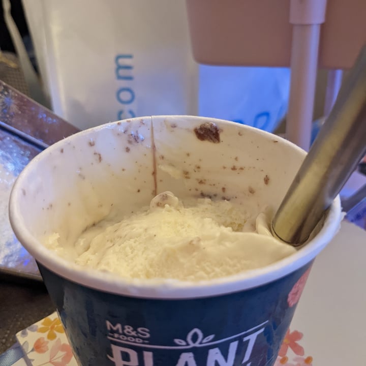 photo of Plant Kitchen (M&S) Raspberry Ripple Ice Cream shared by @veganwitch50 on  17 Feb 2022 - review