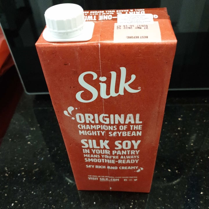review photo of Silk Original Soy Milk shared by @chloeliew on 14 Feb 2022 - review