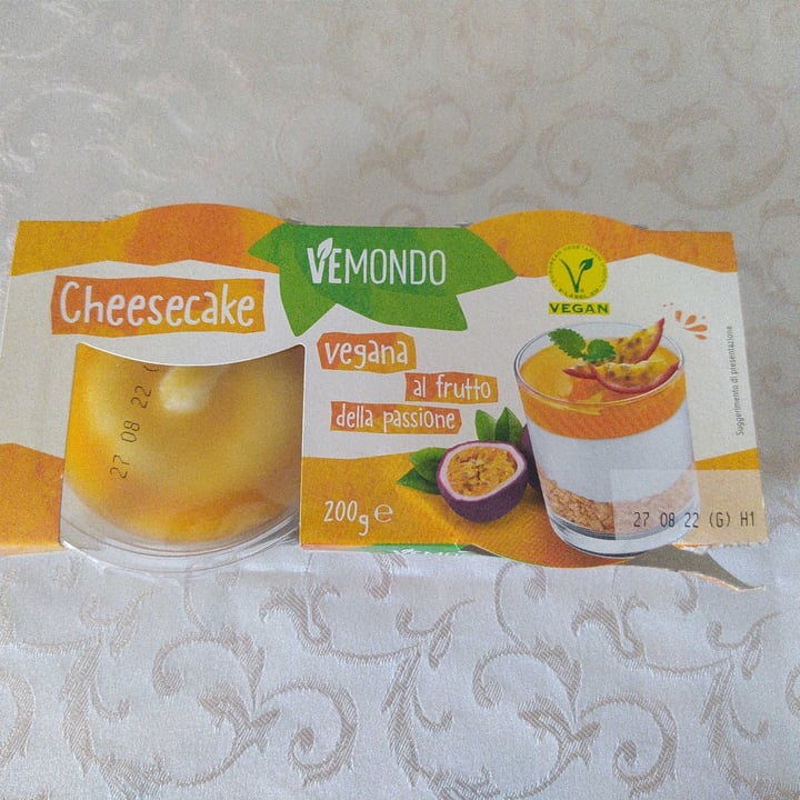 review photo of My Best Veggie Cheesecake vegana al frutto della passione shared by @spegor on 06 Aug 2022 - review