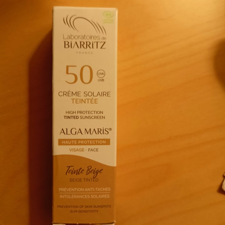 photo of Alga maris Crema solar con color shared by @beaman on  26 Jun 2022 - review