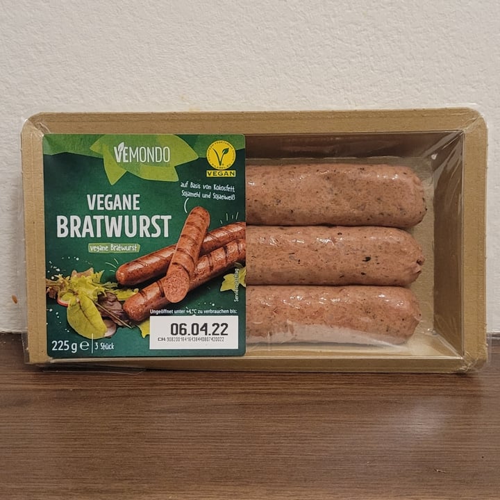 review photo of Vemondo Vegane Bratwurst shared by @saravisconti on 12 Apr 2022 - review